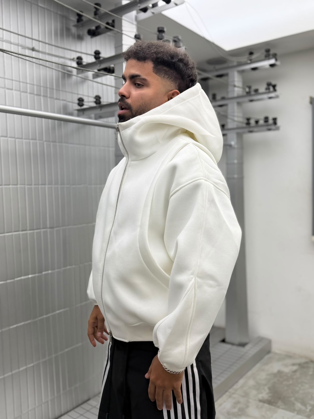 SWEATSHIRTS