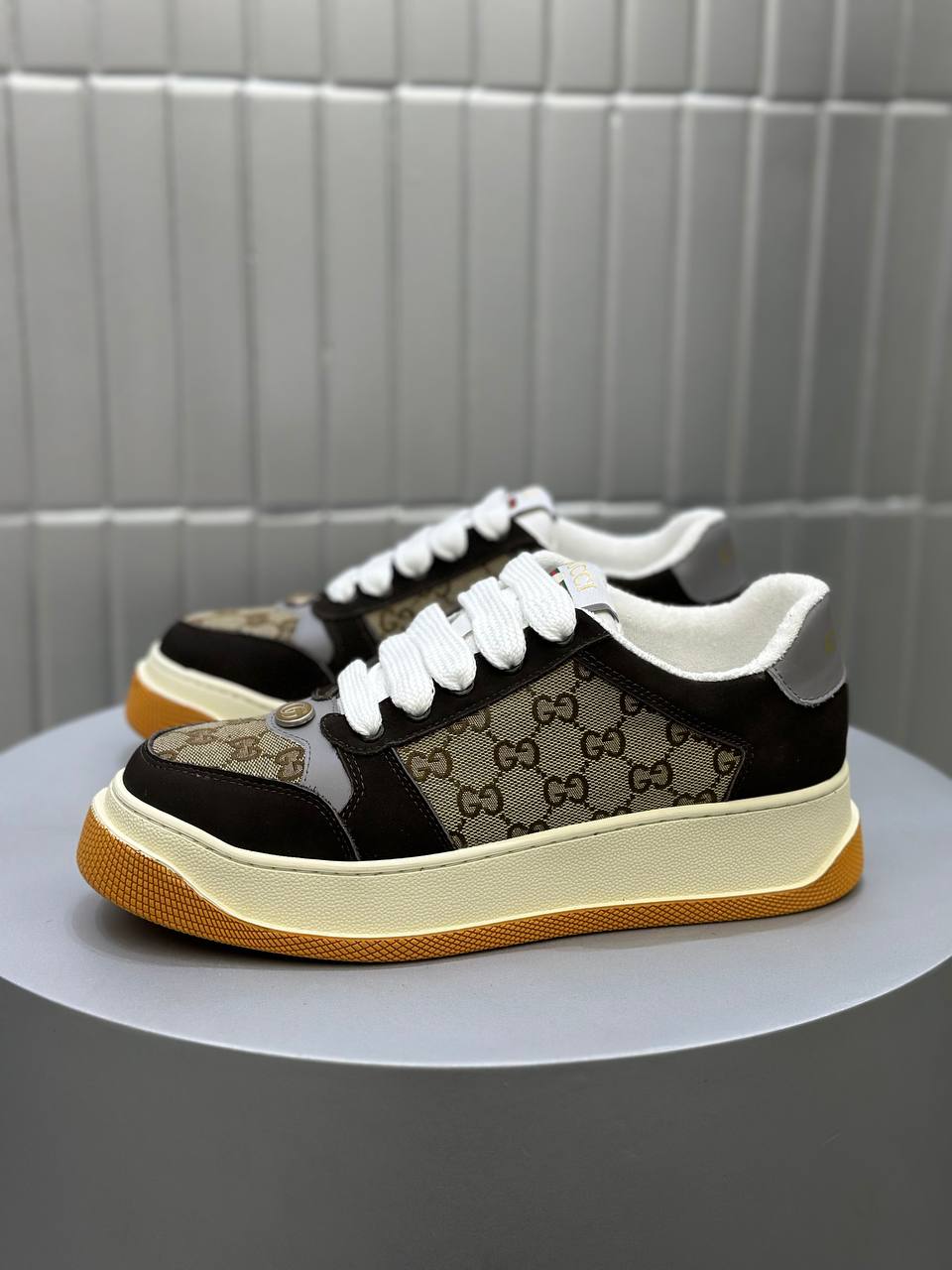 SHOES GUCCl