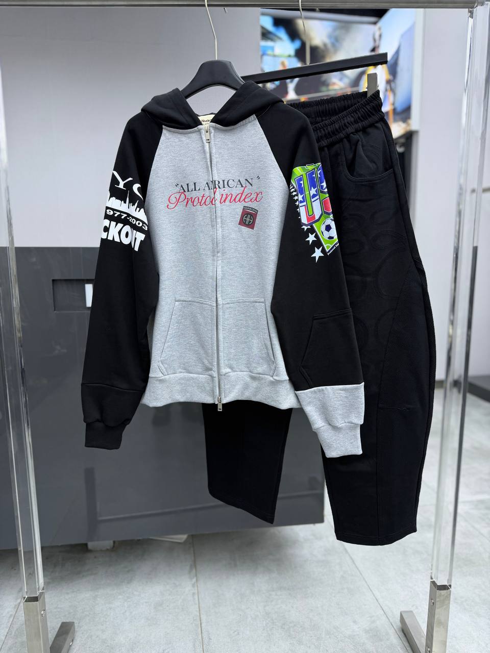 TECHNICAL HOODIE WITH ZIP