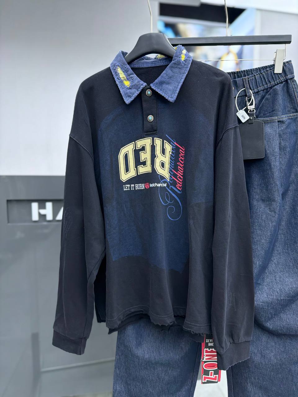 CONTRAST PIQUÉ RELAXED FIT POLO SHIRT