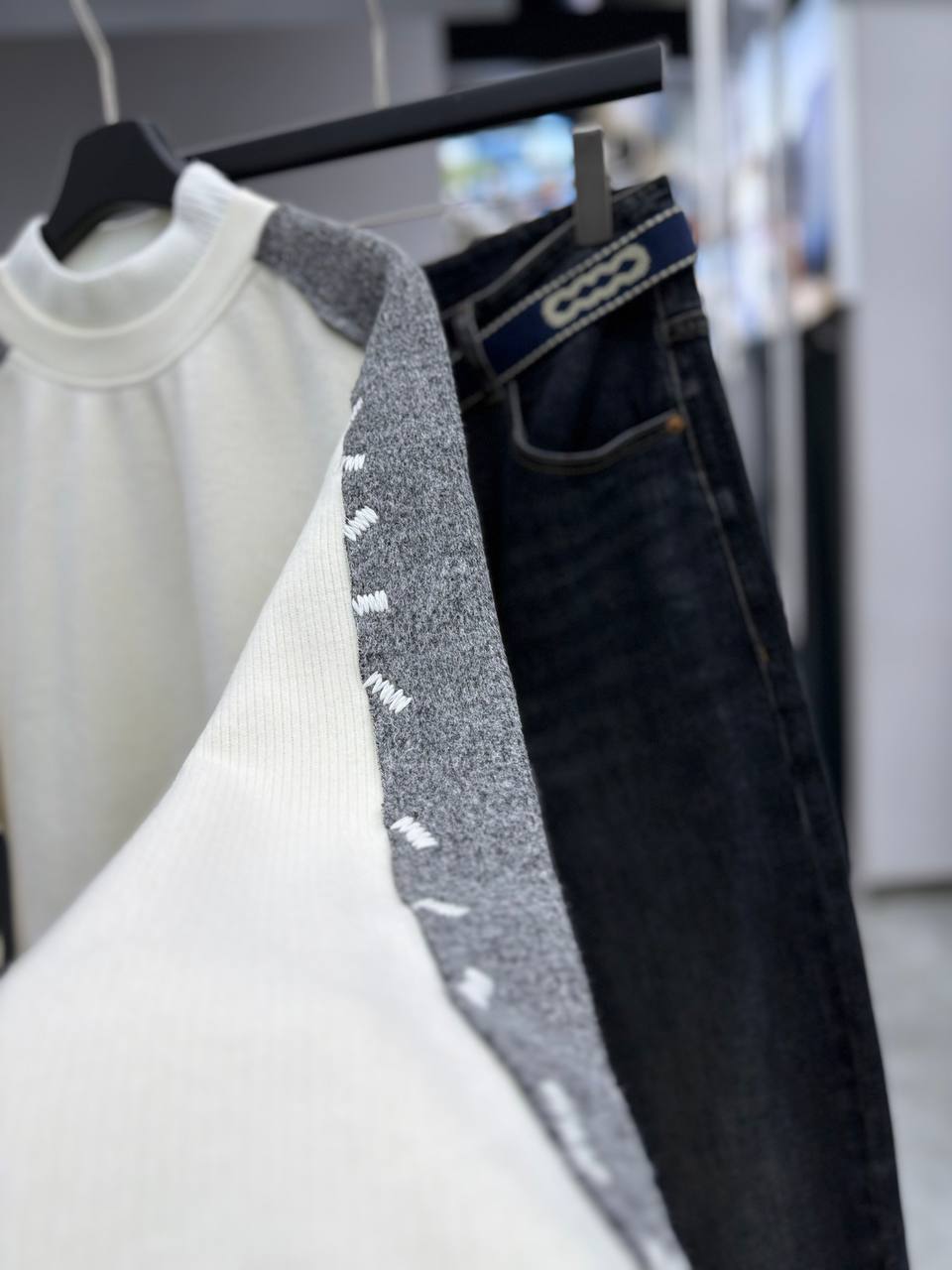 SWEATSHIRT WASHED RELAXED