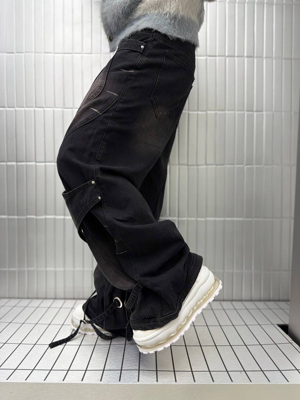 JEANS RIPPED BAGGY FIT