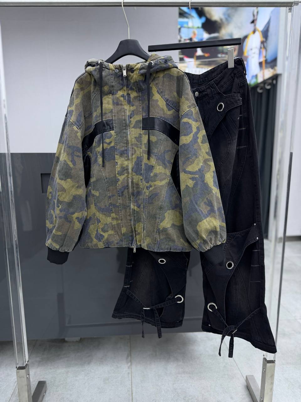 JACKET TECHNICAL RELAXED FIT HOODIE