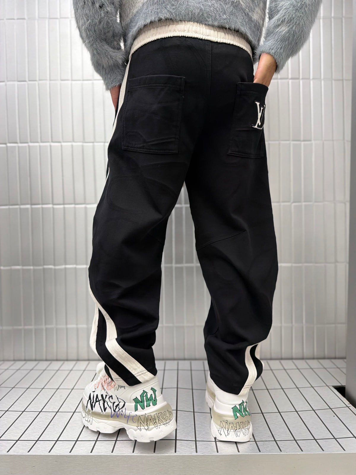 TROUSERS LOUIS VUITTON