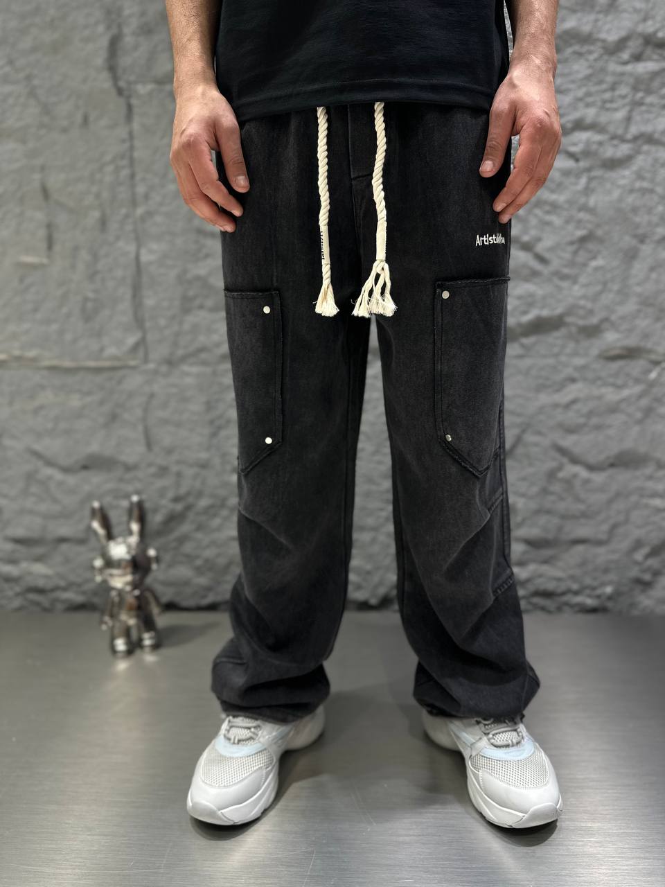 JOGGER ARTIST