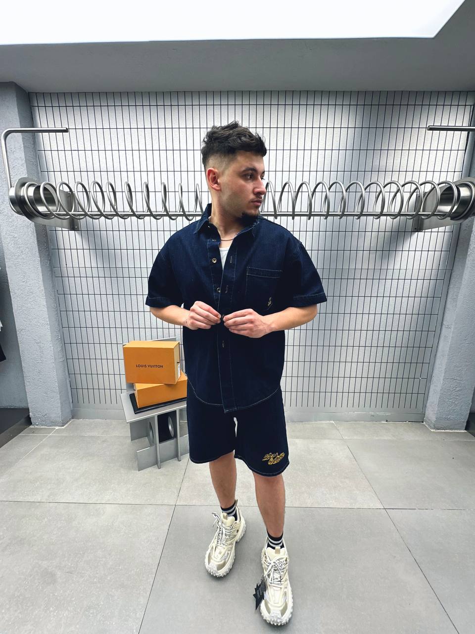 SUIT LOUIS VUITTON