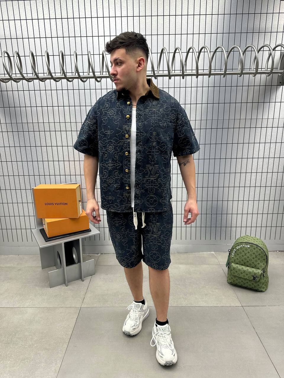 SUIT LOUIS VUITTON