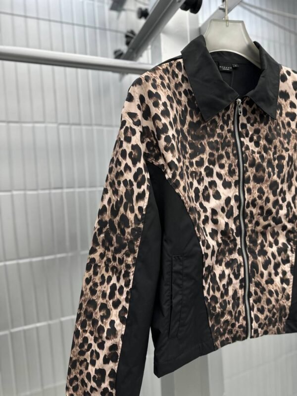 JACKET CONTRAST