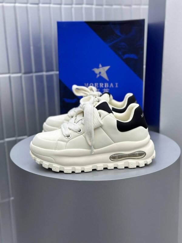 SHOES MOERRAI