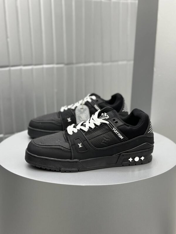 SHOES LOUIS VUITTON