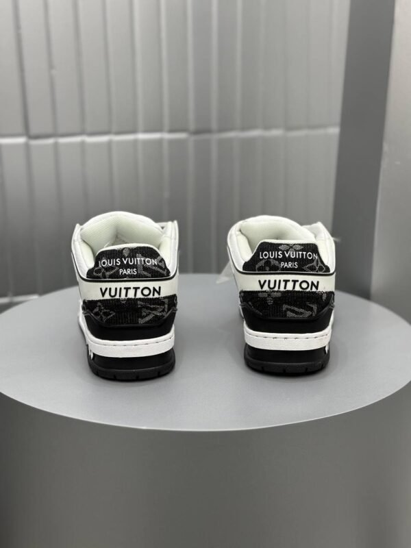 SHOES LOUIS VUITTON