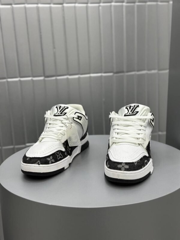 SHOES LOUIS VUITTON