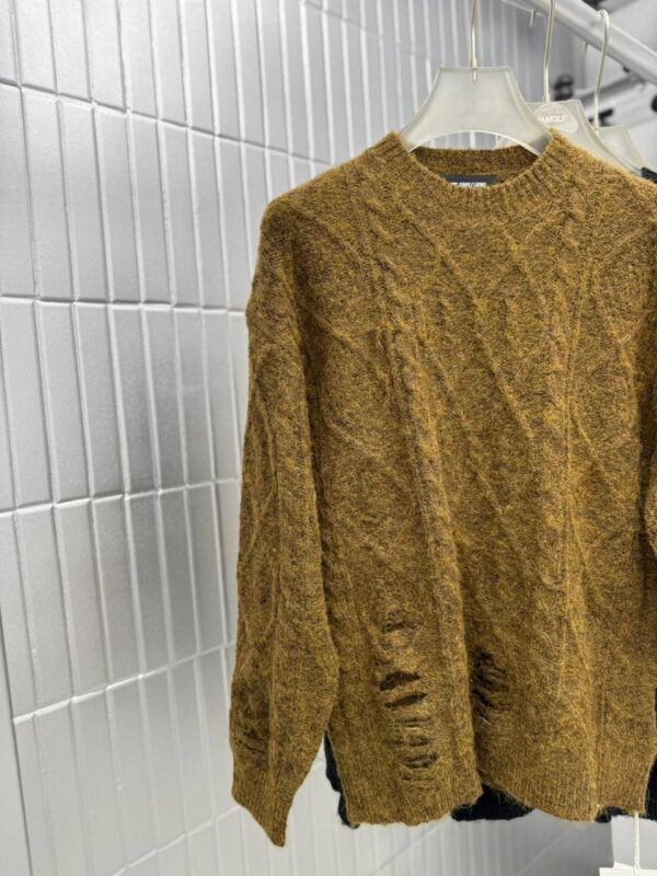 PULLOVER TEXTURED CHENILLE