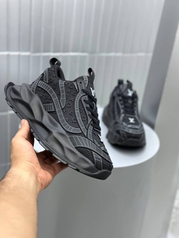 SHOES LOUIS VUITTON
