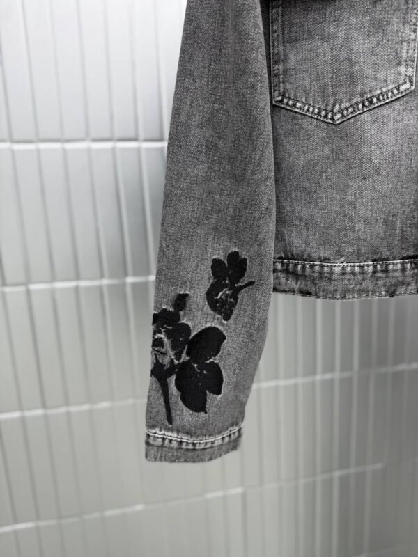 photo_5776228717154733216_y JACKET EMBROIDERED CROPPED FIT