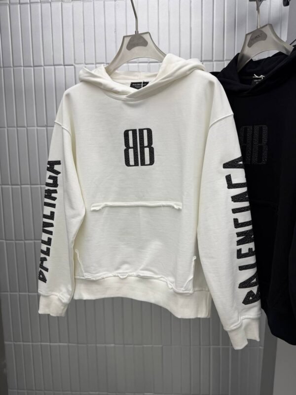 photo_5784901016334568602_y SWEATSHIRT BALENCIAGA