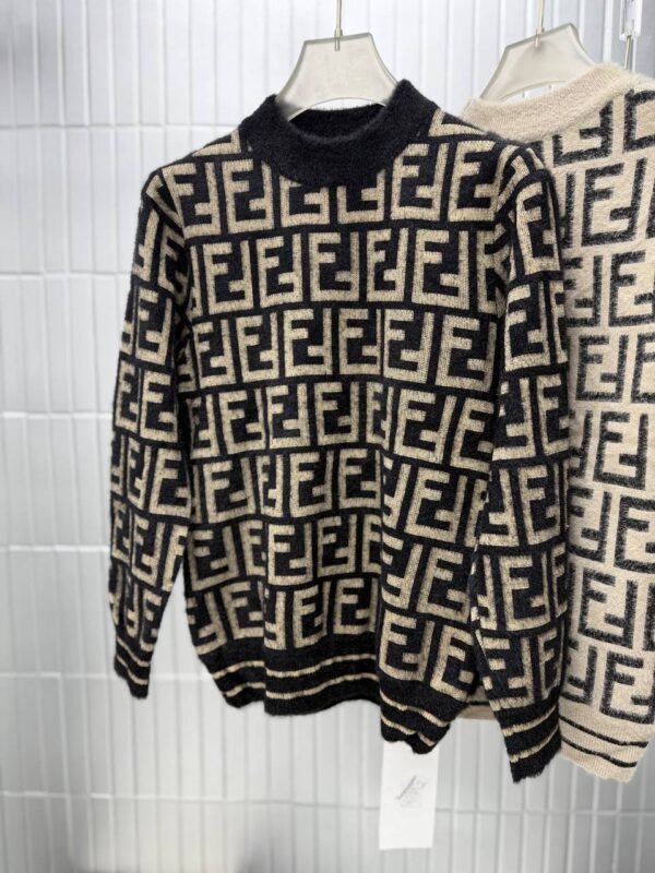 photo_5802997826676526030_y PULLOVER FENDI