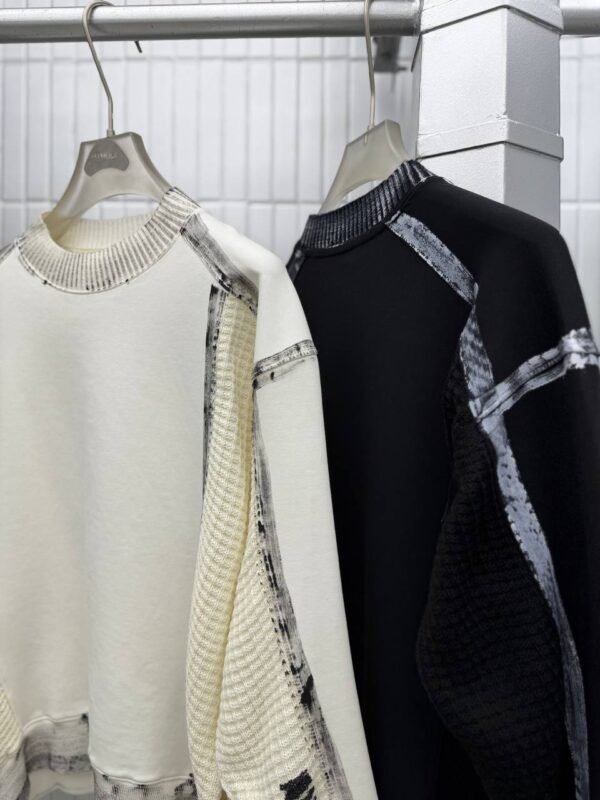 photo_5843427303021546477_y SWEATSHIRT BASIC CREW NECK