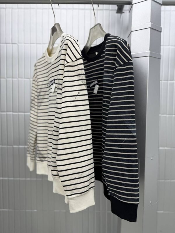 photo_5843427303021546481_y SWEATSHIRT CONTRAST COLLAR