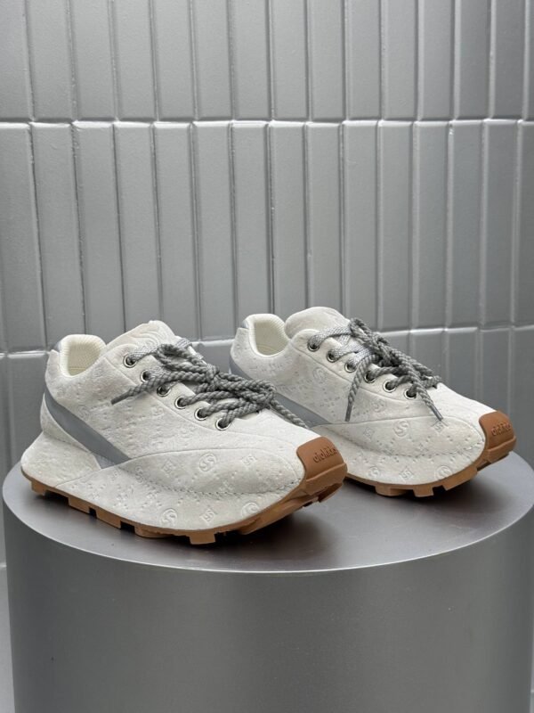 photo_5958693560842390353_w SHOES OIOKICKS