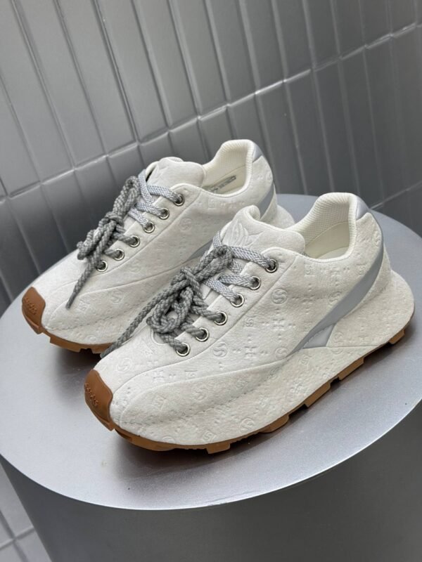 photo_5958693560842390358_w SHOES OIOKICKS