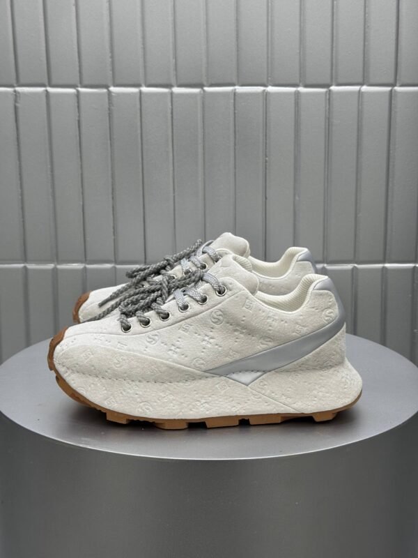 photo_5958693560842390361_w SHOES OIOKICKS