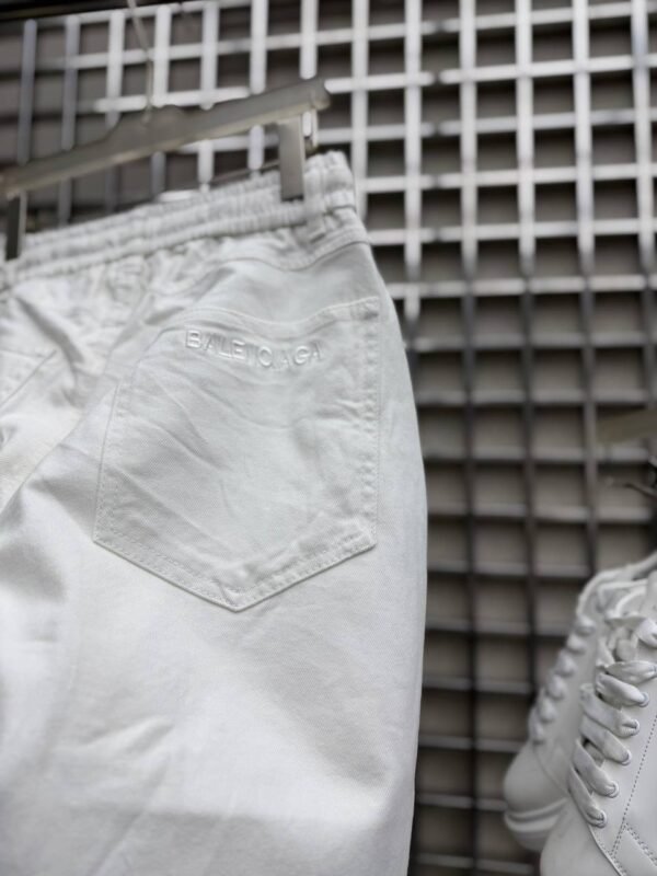 5958344062173647026 RELAXED FIT PLEATED TROUSERS